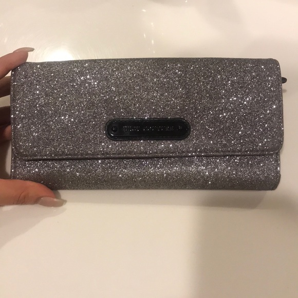 Juicy couture sparkly chain wallet - Picture 7 of 7